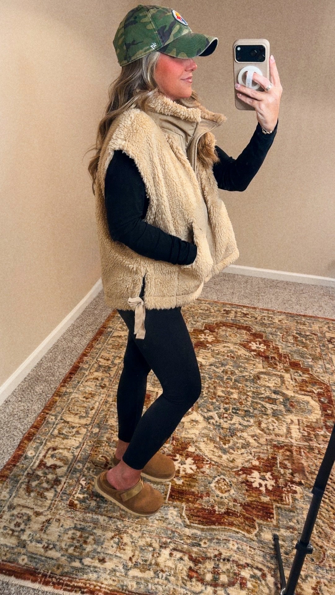 Aspen Oversized Sherpa Vest - Beige